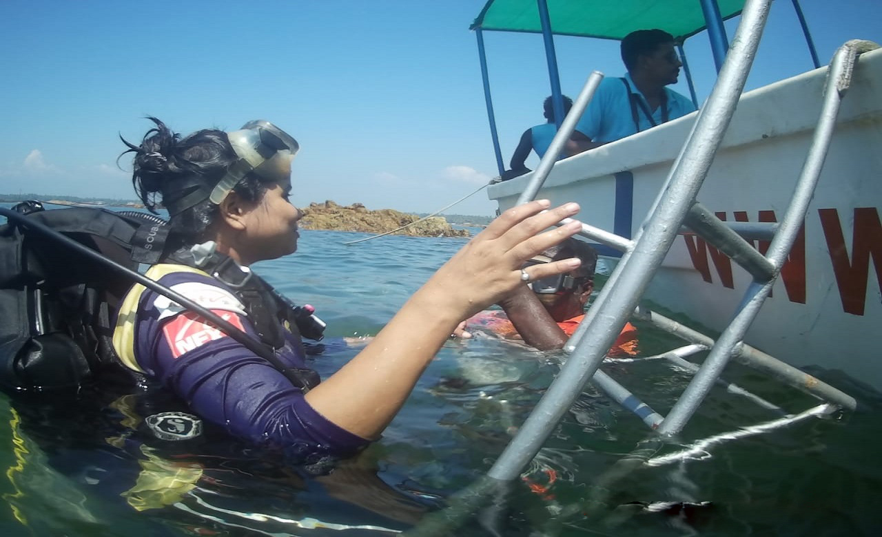 Experience Scuba diving near the isolated light house of Tarkarli - Extreme Sports India